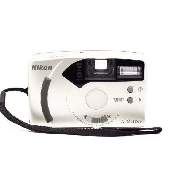 Nikon AF 240 SV